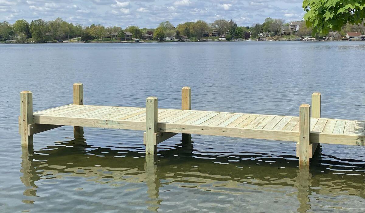 Straight dock on Okauchee Lake